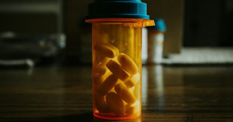 Cannabis vs. opioids